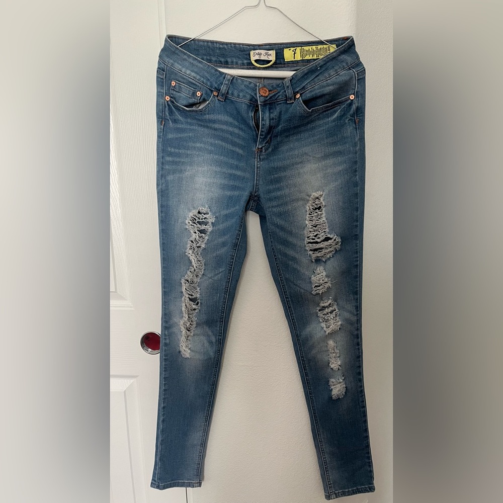 Indigo Rein Distressed Skinny Jeans | Juniors Size 7